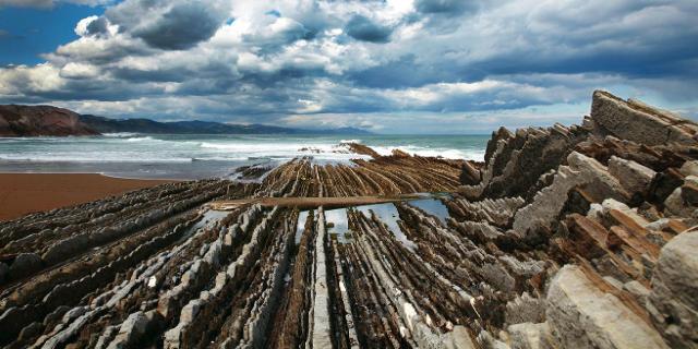 La route du Flysch au Geoparkea