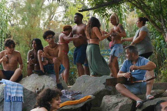 ASTEARTEKO ZINEA: "Historias del buen valle" (José Luis Guerín) ASTEARTEKO ZINEA: "Historias del buen valle" (José Luis Guerín)