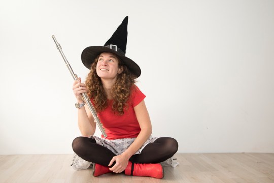 Cuentacuentos: Sorgina Txirulina "EL VIAJE DE LA MÚSICA" Cuentacuentos: Sorgina Txirulina "EL VIAJE DE LA MÚSICA"