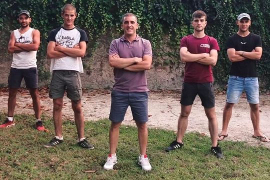 Estutu + Bogside + Aurrez Aurre Estutu + Bogside + Aurrez Aurre