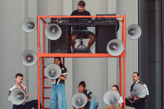 "IOI" (preestreno) "IOI" (preestreno)