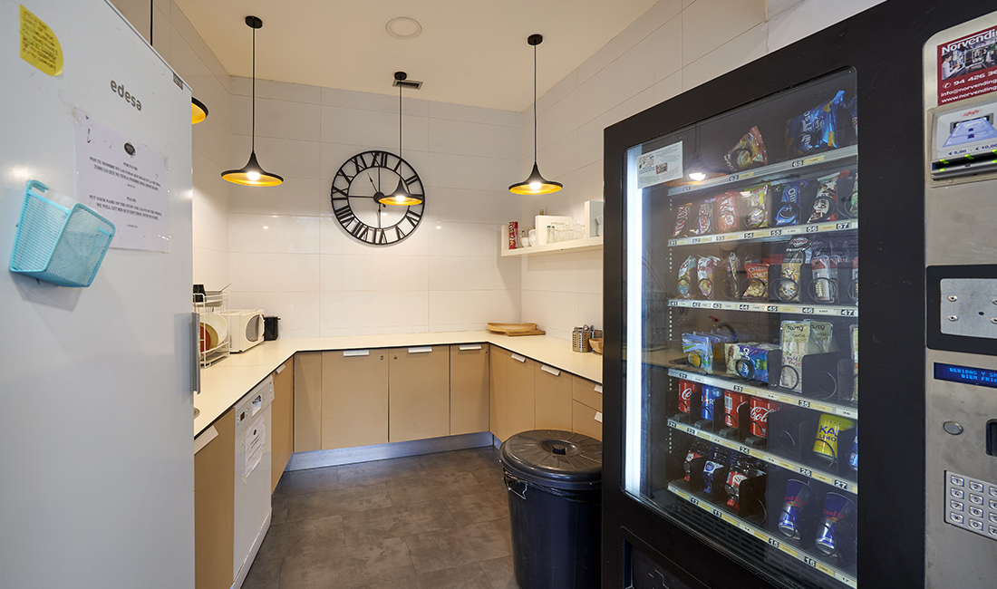 Blas de Otero aterpetxea