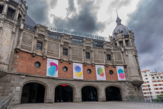Azkuna Zentroa - Alhóndiga Bilbao refuerza su apuesta por la creación con nuevas convocatorias de residencias artísticas